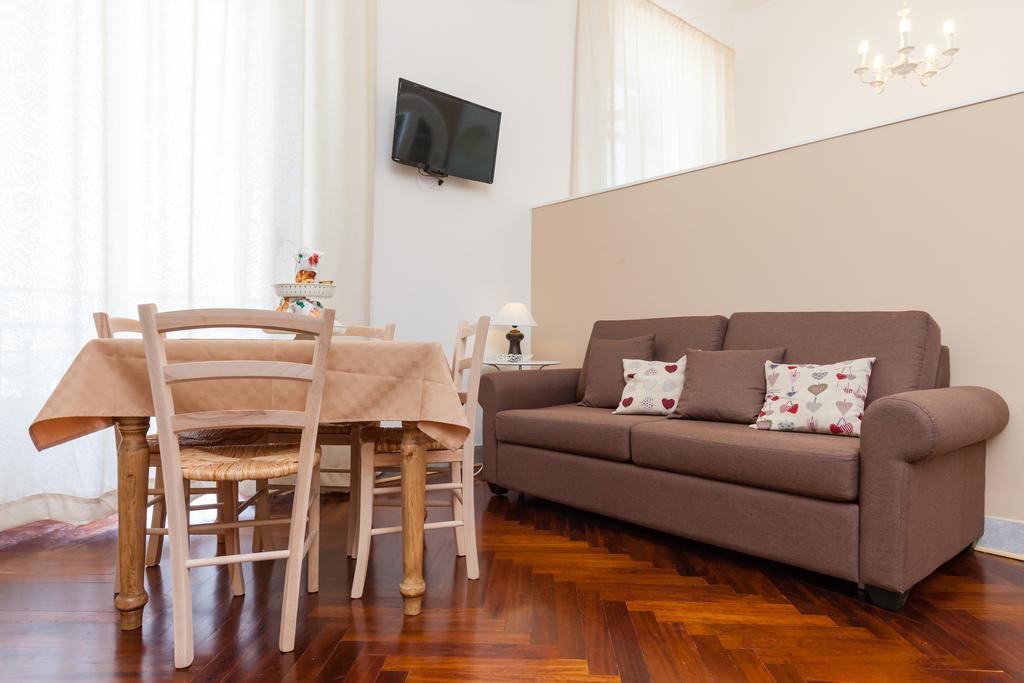 Garibaldi I Apartment Napoli Exterior foto