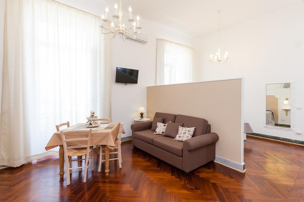 Garibaldi I Apartment Napoli Exterior foto